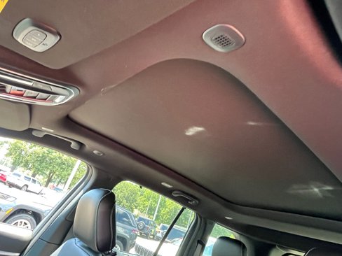 New 2025 Jeep Grand Cherokee Limited image 13