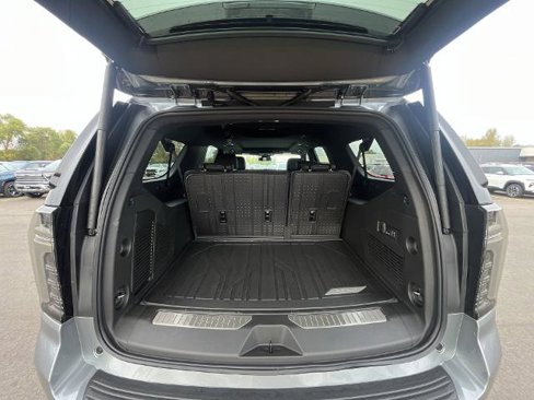 New 2026 Chevrolet Suburban Z71 image 27