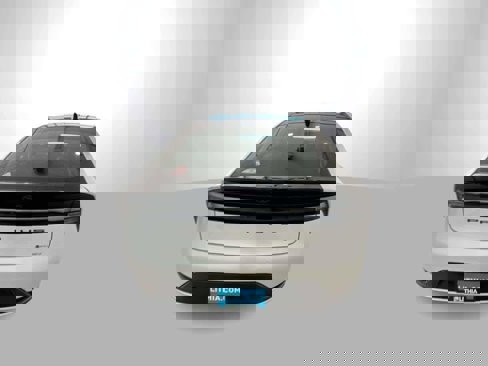 New 2026 Toyota Prius Plug-In Hybrid image 8