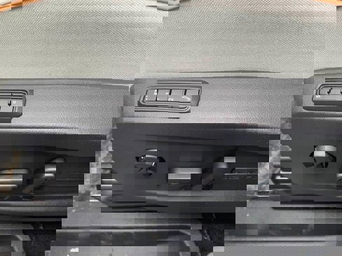 New 2025 Volkswagen ID. Buzz 1st Edition image 6