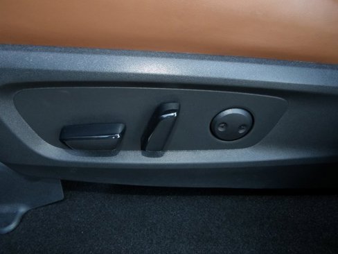 Certified 2023 Nissan Pathfinder Platinum image 24