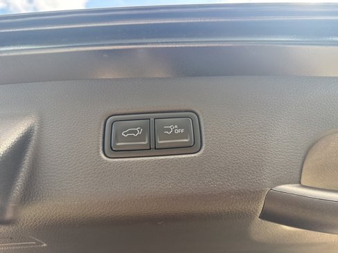 New 2026 Kia Carnival EX image 13
