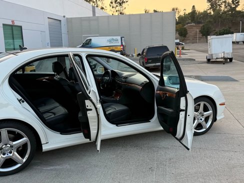 Used 2009 Mercedes-Benz E 350 Sedan image 30