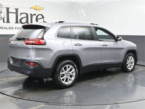 Used 2018 Jeep Cherokee Latitude Plus image 50