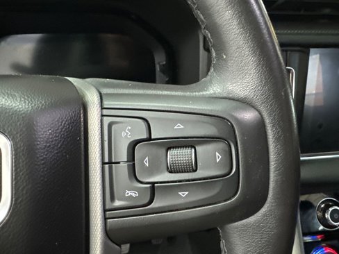 Used 2022 GMC Yukon XL Denali image 14