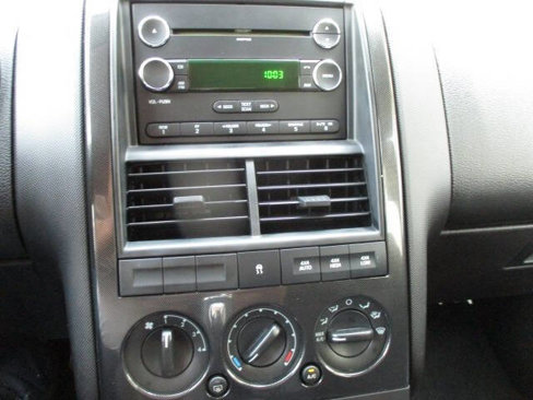 Used 2010 Ford Explorer XLT image 15