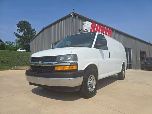 Used 2019 Chevrolet Express 2500 w/ Enhanced Convenience Package image 1
