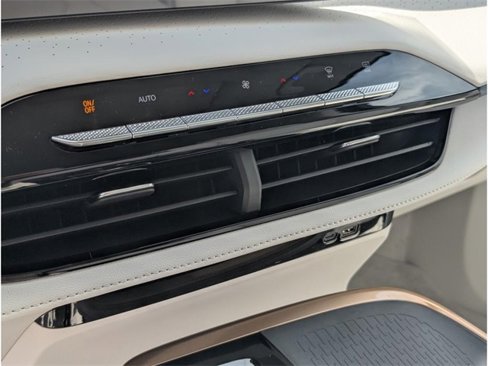 New 2026 Buick Enclave Avenir image 24