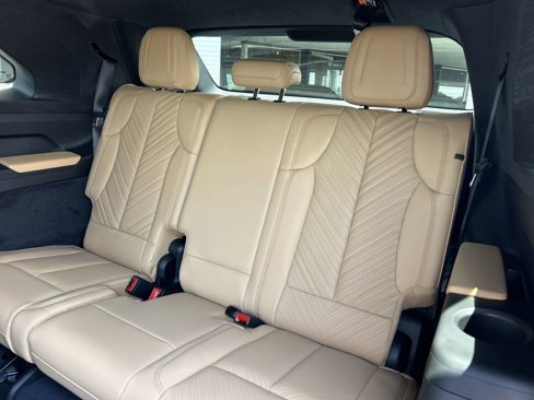 New 2026 Cadillac Escalade IQ Luxury 2 image 18