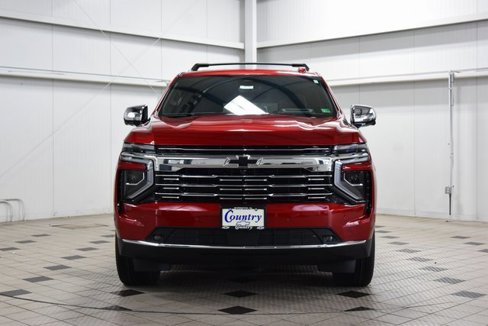 New 2026 Chevrolet Suburban Premier image 2