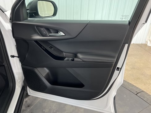 New 2026 Chevrolet Equinox LT w/ Convenience Package II image 21
