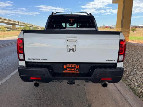 Used 2022 Honda Ridgeline Black Edition image 3