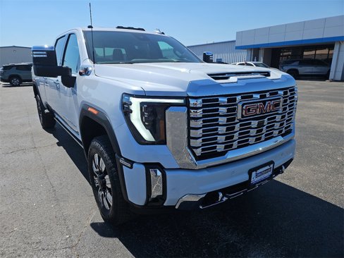 New 2026 GMC Sierra 2500 Denali w/ Denali Reserve Package image 10