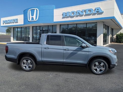 New 2025 Honda Ridgeline RTL image 3