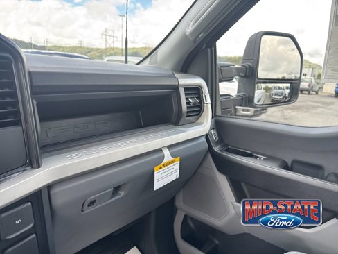 New 2026 Ford F250 XL w/ XL Off-Road Package image 25