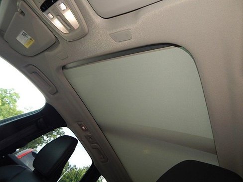 New 2026 Volvo XC60 T8 Ultra w/ Protection Package Premier image 16