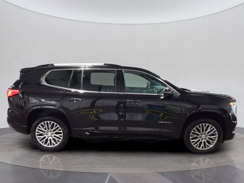 New 2026 GMC Acadia Denali w/ LPO, Floor Liner Package image 7