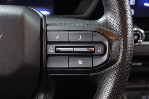 Used 2023 Chevrolet Colorado Trail Boss w/ Advanced Trailering Package image 54