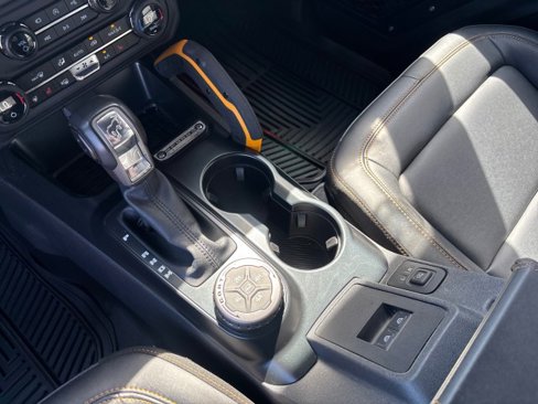 Used 2024 Ford Bronco Badlands image 21