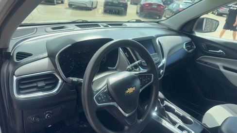 Used 2023 Chevrolet Equinox LS w/ Driver Confidence II Package image 9