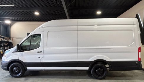 Used 2020 Ford Transit 250 148 High Roof Extended w/ Load Area Protection Package image 4