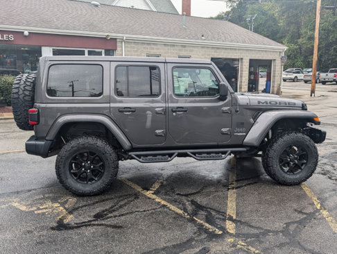 Used 2019 Jeep Wrangler Unlimited Sahara w/ Quick Order Package 24M Moab image 8
