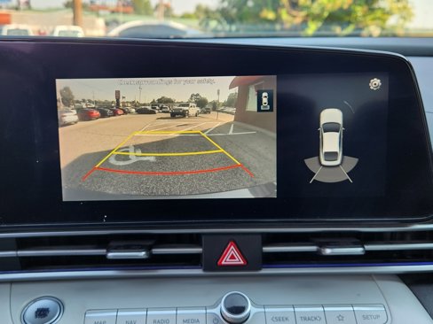 Used 2021 Hyundai Elantra Limited w/ Cargo Package image 24