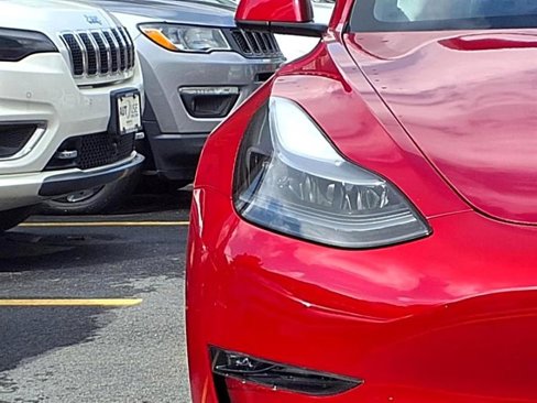 Used 2022 Tesla Model 3 Long Range image 3