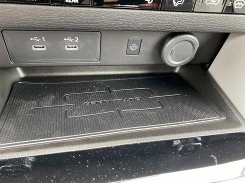 New 2025 Mitsubishi Outlander AWD image 12