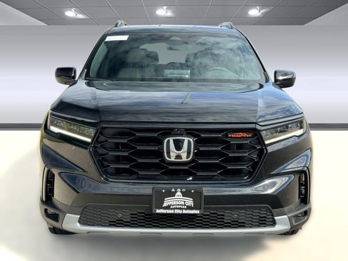 New 2025 Honda Pilot TrailSport image 6