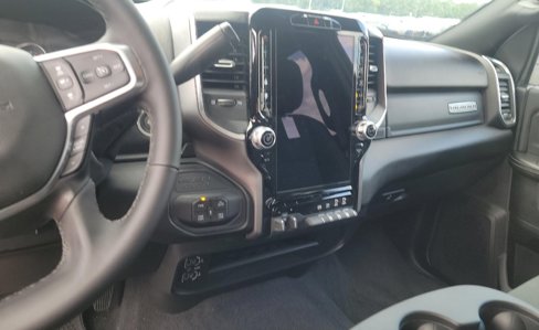 Used 2025 RAM 2500 Big Horn image 9