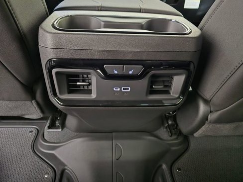 New 2026 GMC Sierra 2500 AT4 image 25