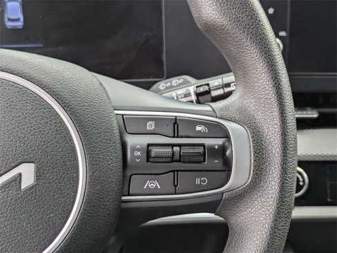 Used 2024 Kia Sportage LX image 21
