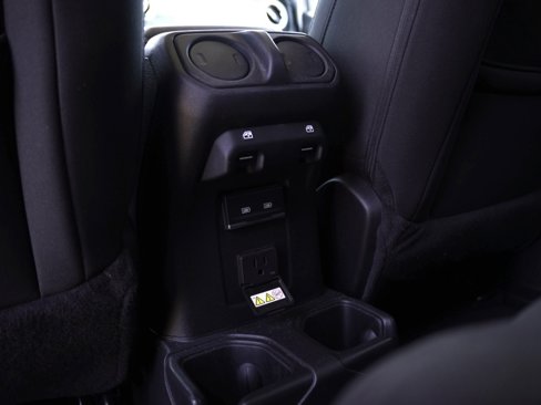 Certified 2023 Jeep Wrangler Unlimited Sahara image 25