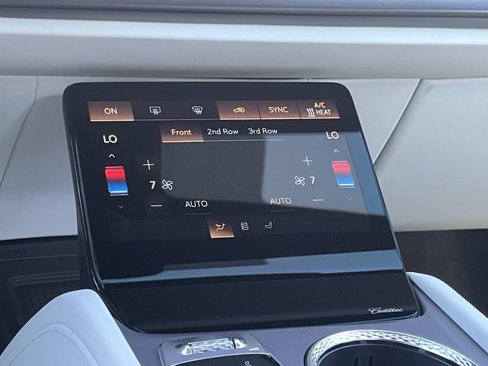 New 2026 Cadillac Vistiq Sport image 17