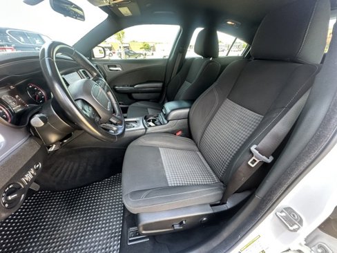 Used 2023 Dodge Charger SXT w/ Blacktop Package image 14