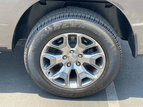 Used 2018 RAM 1500 Limited image 30