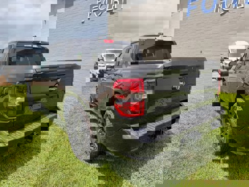 New 2025 Ford Maverick Lobo image 8