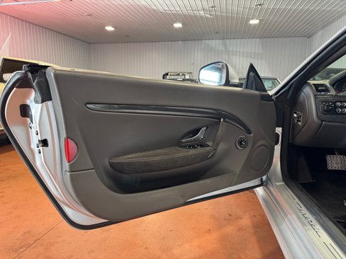 Used 2016 Maserati GranTurismo MC image 19