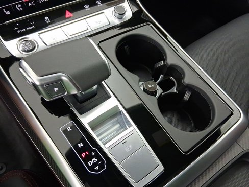 New 2026 Audi Q8 Prestige image 25