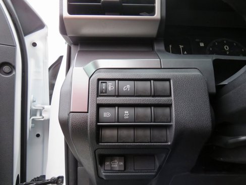 New 2025 Toyota Tacoma SR5 image 37