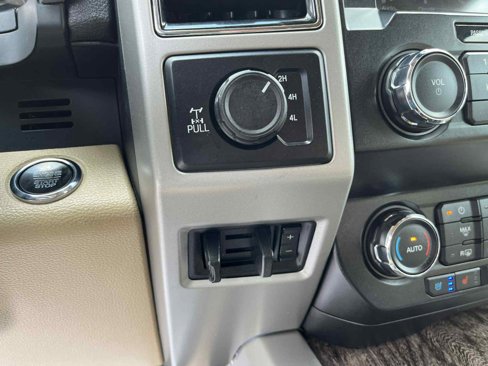 Used 2019 Ford F250 Lariat w/ Lariat Ultimate Package image 28