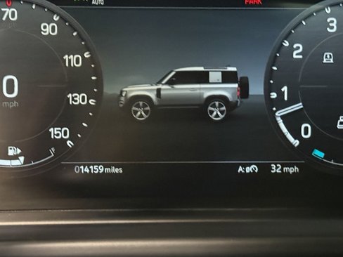 Used 2024 Land Rover Defender 90 X-Dynamic SE image 72