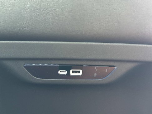 New 2026 Chrysler Pacifica Select image 24