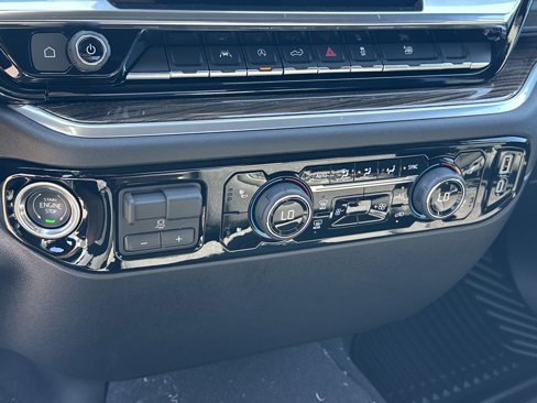 New 2025 Chevrolet Silverado 1500 RST image 23