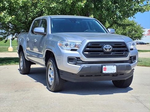 Certified 2019 Toyota Tacoma SR image 1