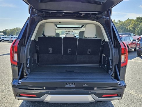 New 2025 Ford Expedition Platinum image 11