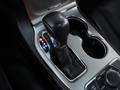 Used 2018 Jeep Grand Cherokee Limited image 14