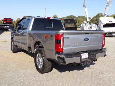 Used 2024 Ford F250 Lariat w/ Chrome Package image 5