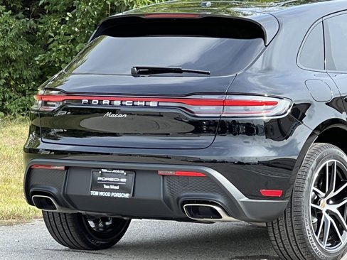 New 2026 Porsche Macan image 10